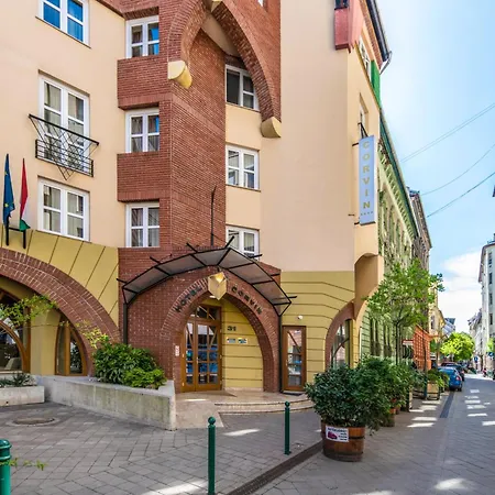 Corvin 4* Budapest