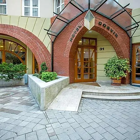 Corvin Hotel apartamentowy 4*