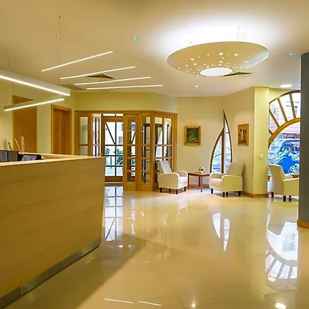 Hotel apartamentowy Corvin 4*