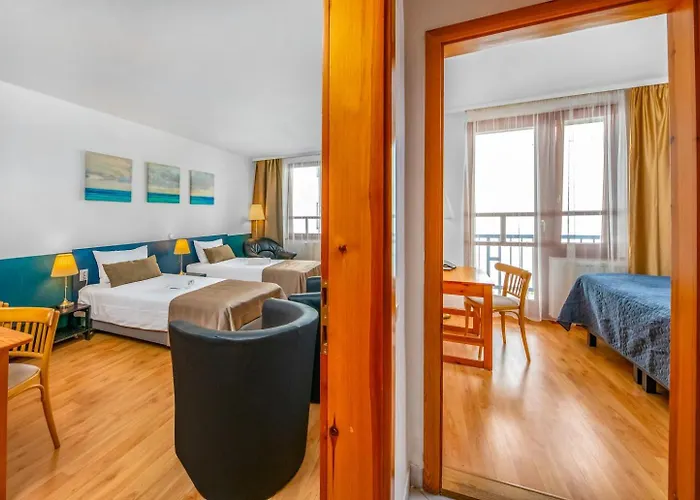 Aparthotel Corvin