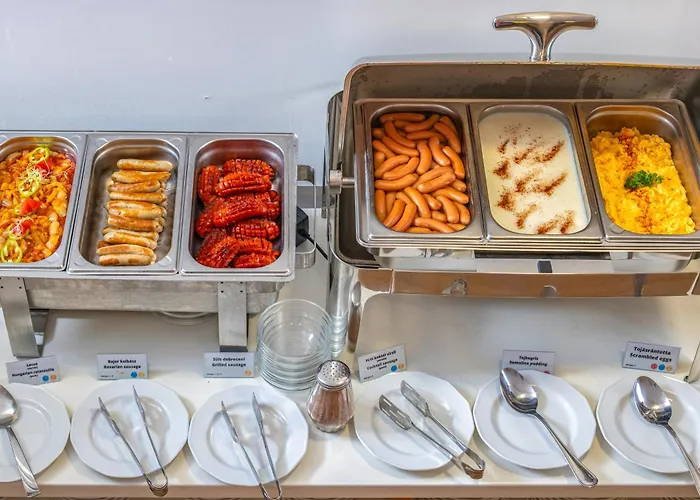 Aparthotel Corvin 4*