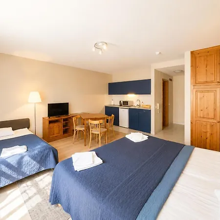 Aparthotel Corvin 4*