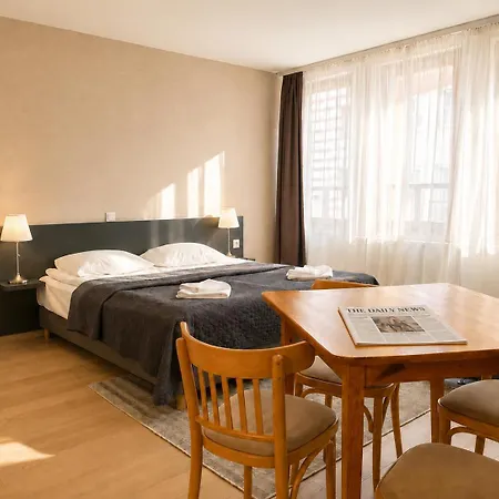 Aparthotel Corvin